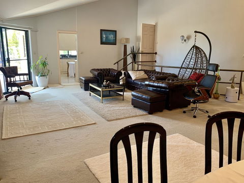 Seaview Bed And Breakfast - Accommodation Gladstone 3