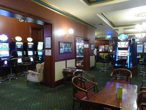 Naracoorte Hotel Motel - Accommodation Gladstone 4