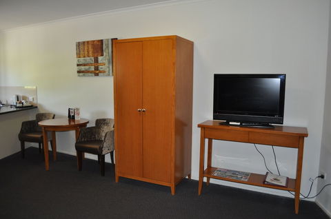 Sundowner Hotel Motel - Accommodation Gladstone 3