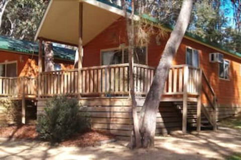 Island View Beach Resort - Accommodation Gladstone 2