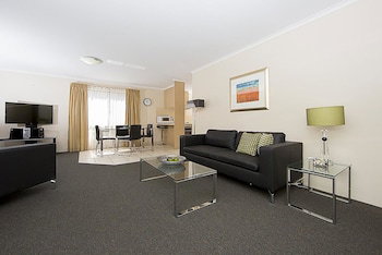 Accommodate Canberra - Kingston Court - Accommodation Gladstone 0