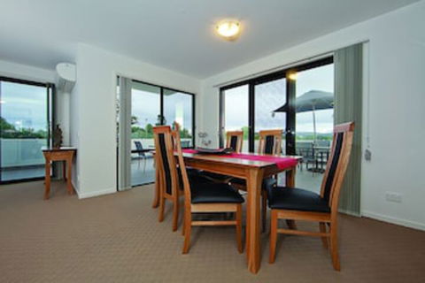 Accommodate Canberra - Century - Accommodation Gladstone 0
