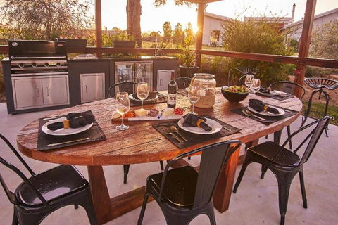 Barossa Elegance - Accommodation Gladstone 2