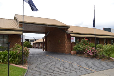 The Cottage Motor Inn Albury - Accommodation Gladstone 4