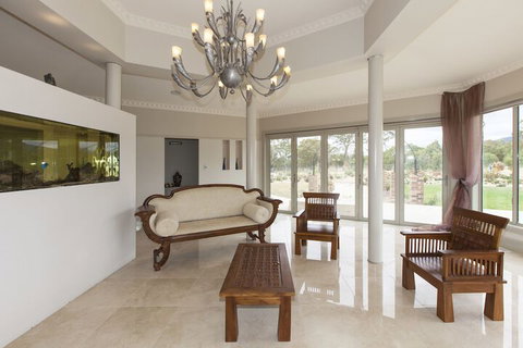 Aurora Manor Rooms - Accommodation Gladstone 1