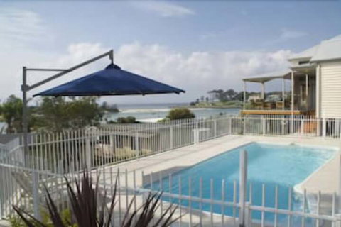Anglesea Lodge - Accommodation Gladstone 3