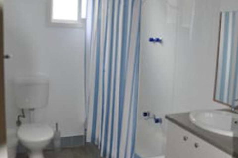 Anglesea Lodge - Accommodation Gladstone 7