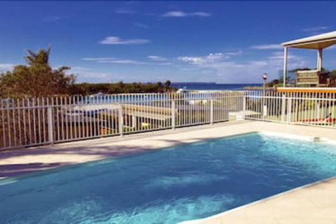 Anglesea Lodge - Accommodation Gladstone 4