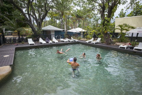 Bungalow Bay Koala Village - Hostel - Accommodation Gladstone 1