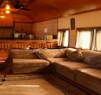 Krinklewood Cottage  Train Carriages - Accommodation Gladstone