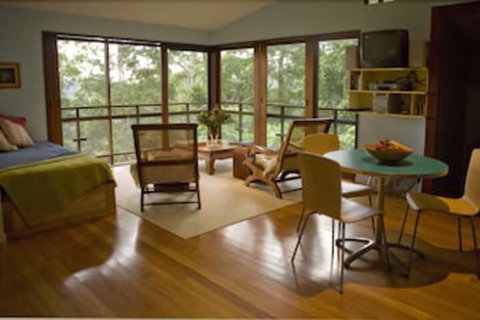 Lyola Pavilions In The Forest - Accommodation Gladstone 4