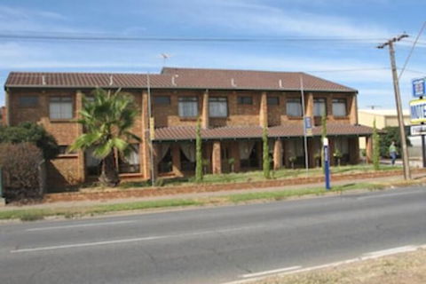 Pooraka Motor Inn - Accommodation Gladstone 1