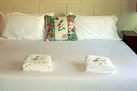 Croftons Retreat - Accommodation Gladstone 5