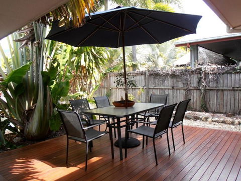 Jambala Beach House - Accommodation Gladstone 0