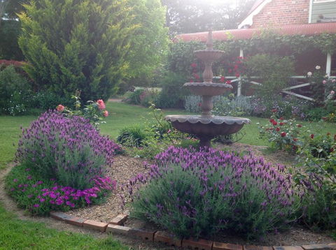 A Country Barn Retreat - Accommodation Gladstone 6