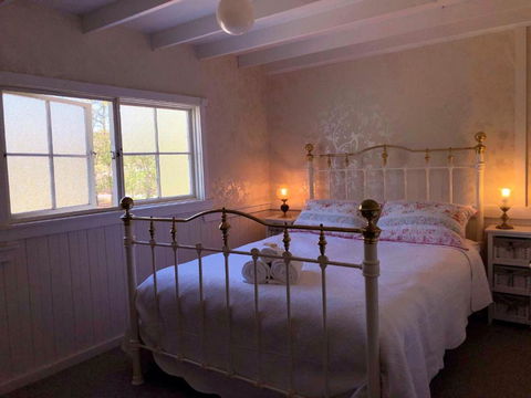 A Country Barn Retreat - Accommodation Gladstone 1