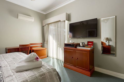 Durham Lodge - Accommodation Gladstone 1