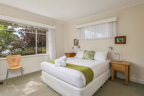 Moonrise View Apartment - Accommodation Gladstone 0