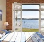 The Studio on the Lake at Fishing Point Lake Macquarie honestly put the line in  catch fish - Accommodation Gladstone