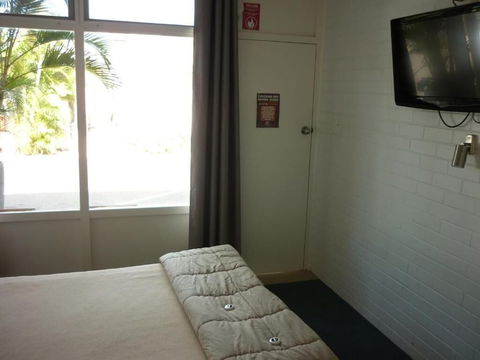 Park Beach Hotel Motel - Accommodation Gladstone 5