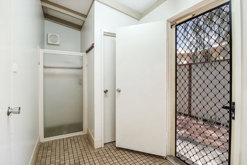 Amblin Holiday Park - Accommodation Gladstone 4