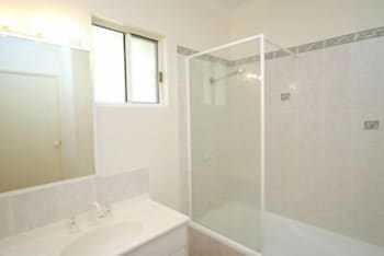 Reefside Villas - Accommodation Gladstone 6