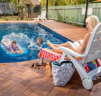 Adelaide Caravan Park - Accommodation Gladstone