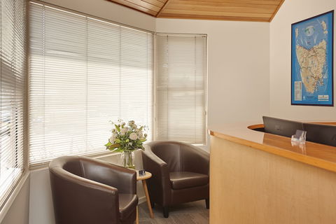 Elphin Motel & Serviced Apartments - Accommodation Gladstone 0