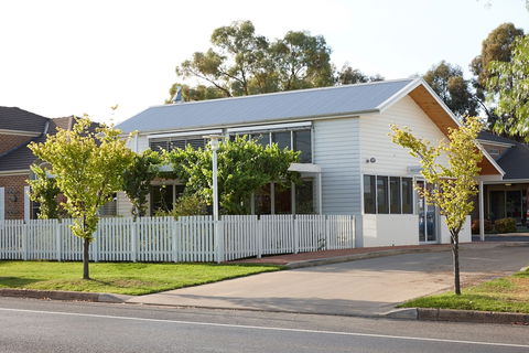 The Horatio - Suites & Motel - Accommodation Gladstone 1