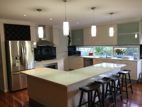 River View Heaven - Accommodation Gladstone 1