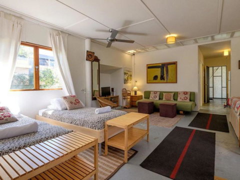 Eddies Place - Accommodation Gladstone 1