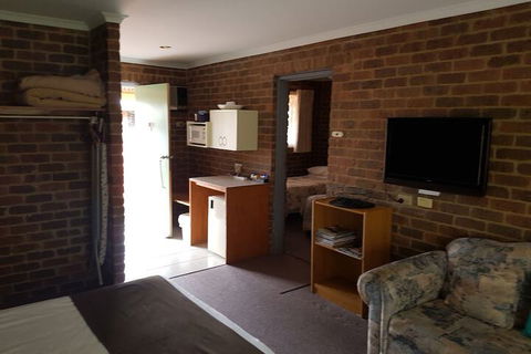 Barham Colonial MotelB - Accommodation Gladstone 3
