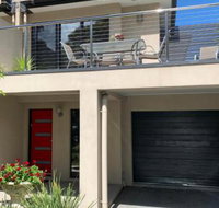 Champagne Stays Apartment - Accommodation Gladstone