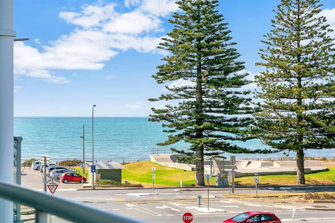 Gallery Resort Apartments - Accommodation Gladstone 3