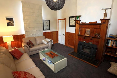 At The Beach & Not Quite At The Beach Holiday Cottages Stanley - Accommodation Gladstone 2