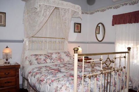 Cuddledoon Cottages Rutherglen - Accommodation Gladstone 4