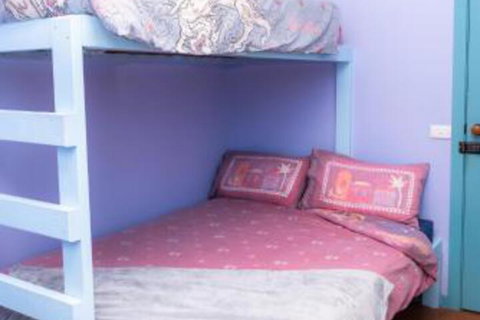 Anglesea Backpackers - Accommodation Gladstone 6