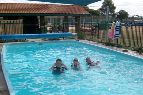 Rivergum Motel - Accommodation Gladstone 3
