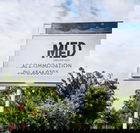 The Med Motel - Accommodation Gladstone