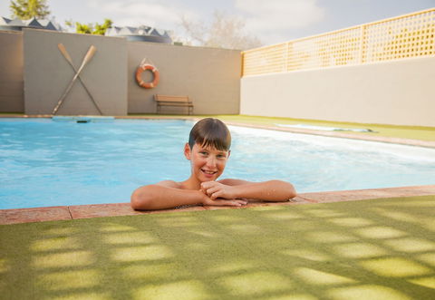 Capricorn Holiday Park - Accommodation Gladstone 2