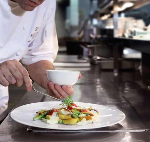 Garden Court Restaurant - Accommodation Gladstone 2