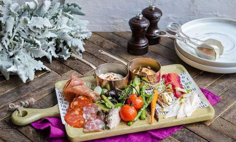 Garden Court Restaurant - Accommodation Gladstone 5