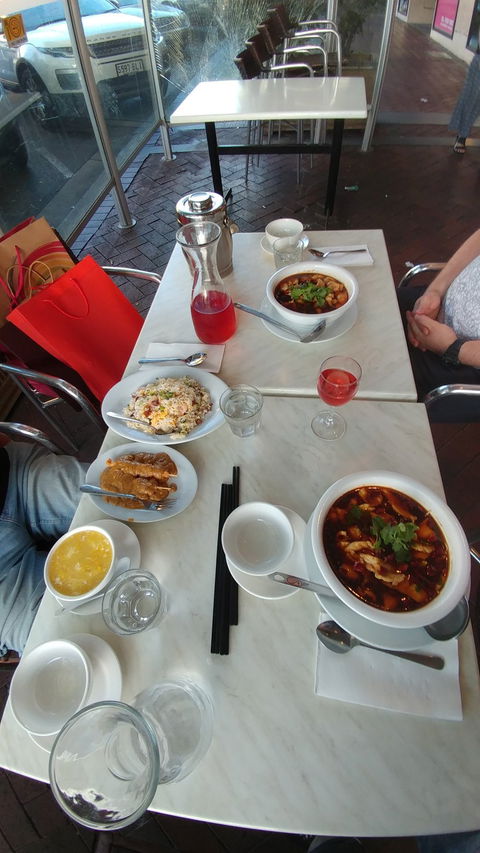 Ky Chow - Accommodation Gladstone 1