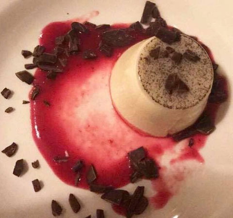 L'Olio Italian Kitchen - Accommodation Gladstone 7