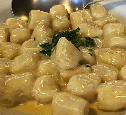 L'Olio Italian Kitchen - Accommodation Gladstone 8