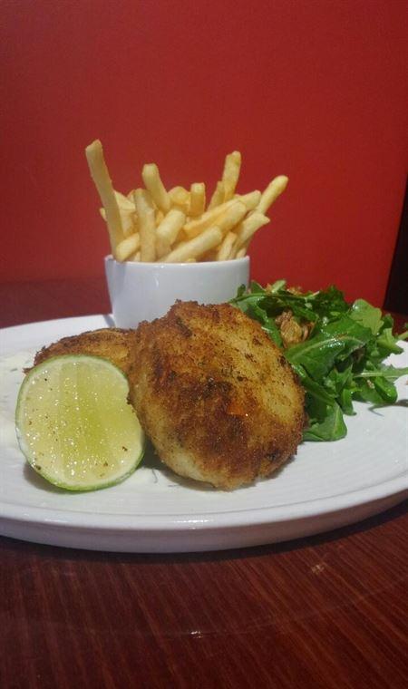 Pierre's On George - Accommodation Gladstone 15