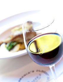 Pierre's On George - Accommodation Gladstone 21