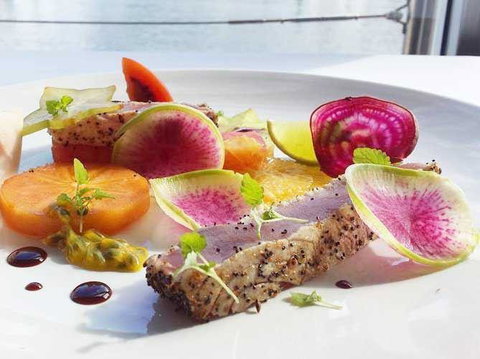 SEE Restaurant - Accommodation Gladstone 9