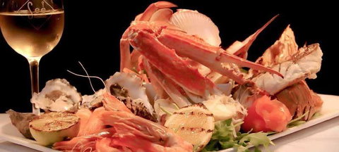 SEE Restaurant - Accommodation Gladstone 3