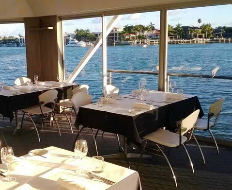SEE Restaurant - Accommodation Gladstone 6